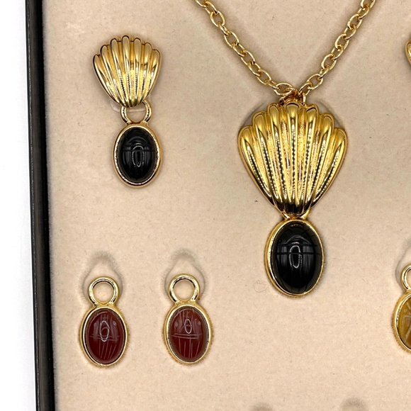 Weingeroff Signed QVC Interchangeable Pendant Pierced Earrings Scarab Set With B - Picture 11 of 12